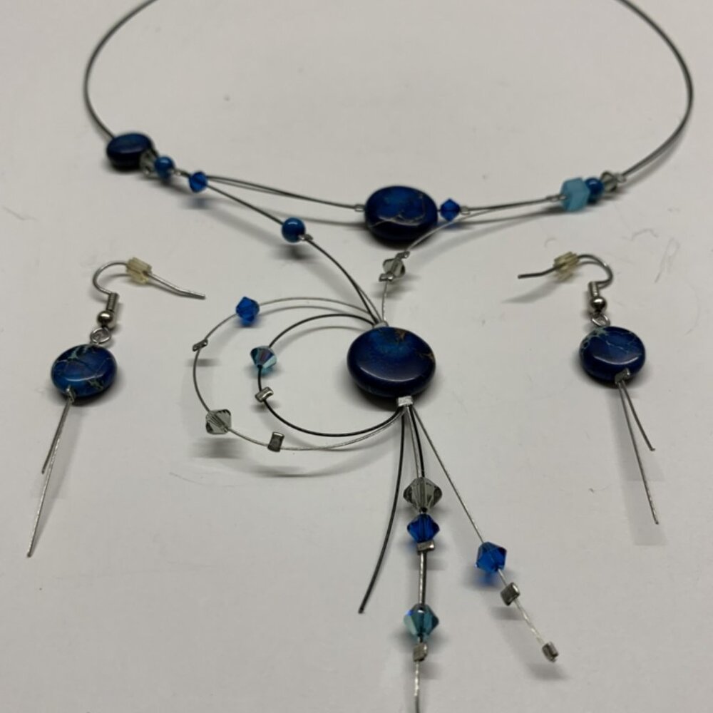Création Orion Necklace And Earrings Set